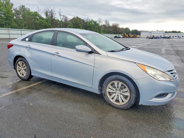 2013 HYUNDAI SONATA GLS/ GLS Popular