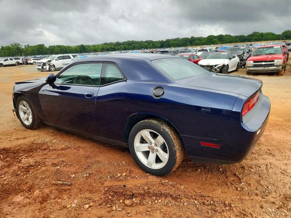2013 DODGE CHALLENGER Base