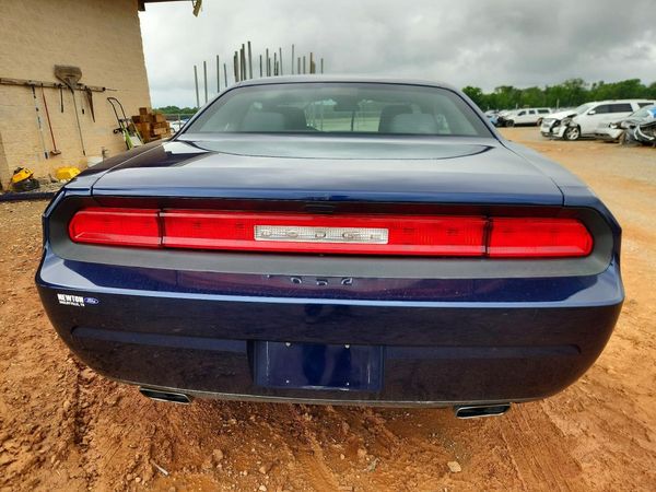 2013 DODGE CHALLENGER Base
