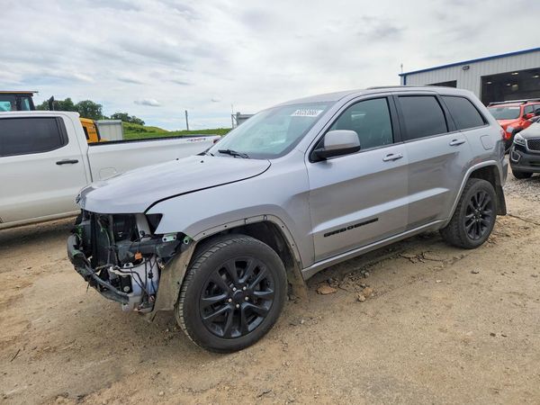2018 JEEP GRAND CHEROKEE LAREDO 4X4