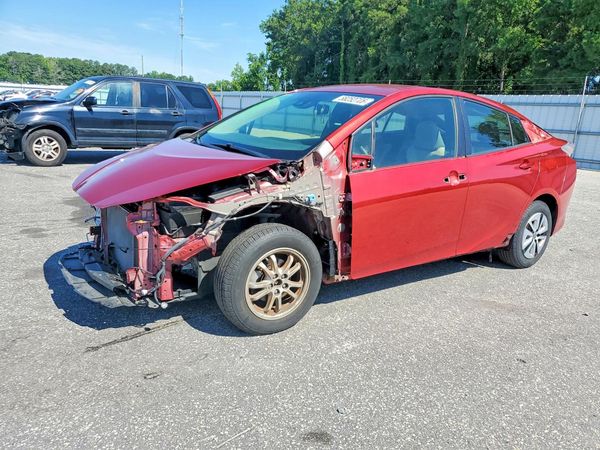 2017 TOYOTA PRIUS