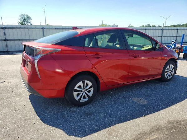 2017 TOYOTA PRIUS