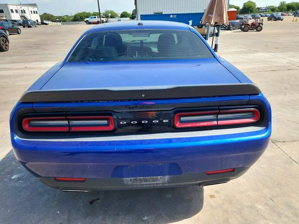 2019 DODGE CHALLENGER SXT