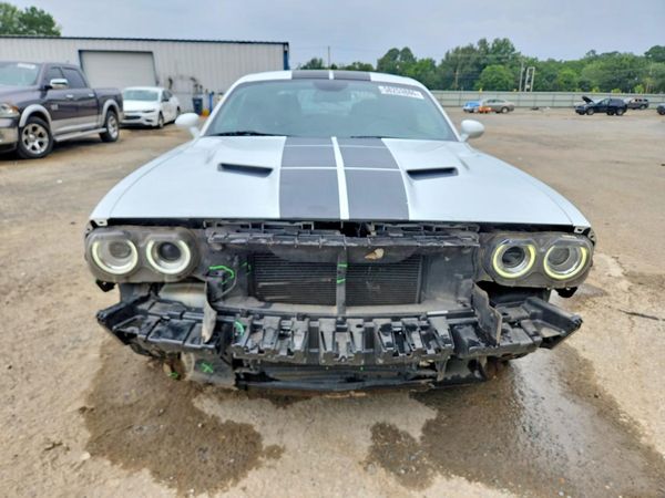 2017 DODGE CHALLENGER SXT