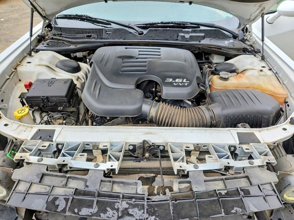 2017 DODGE CHALLENGER SXT
