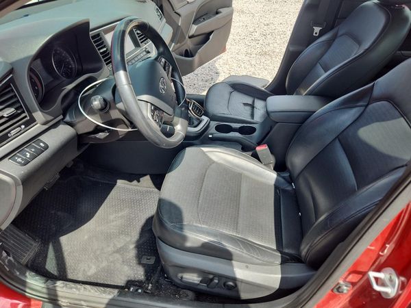 2017 HYUNDAI ELANTRA