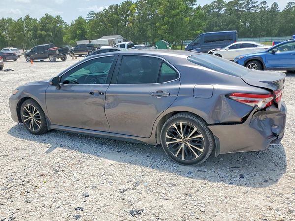 2019 TOYOTA CAMRY