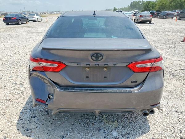 2019 TOYOTA CAMRY