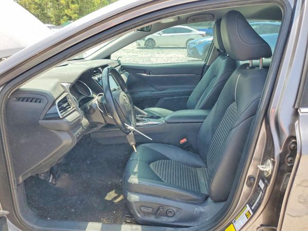 2019 TOYOTA CAMRY