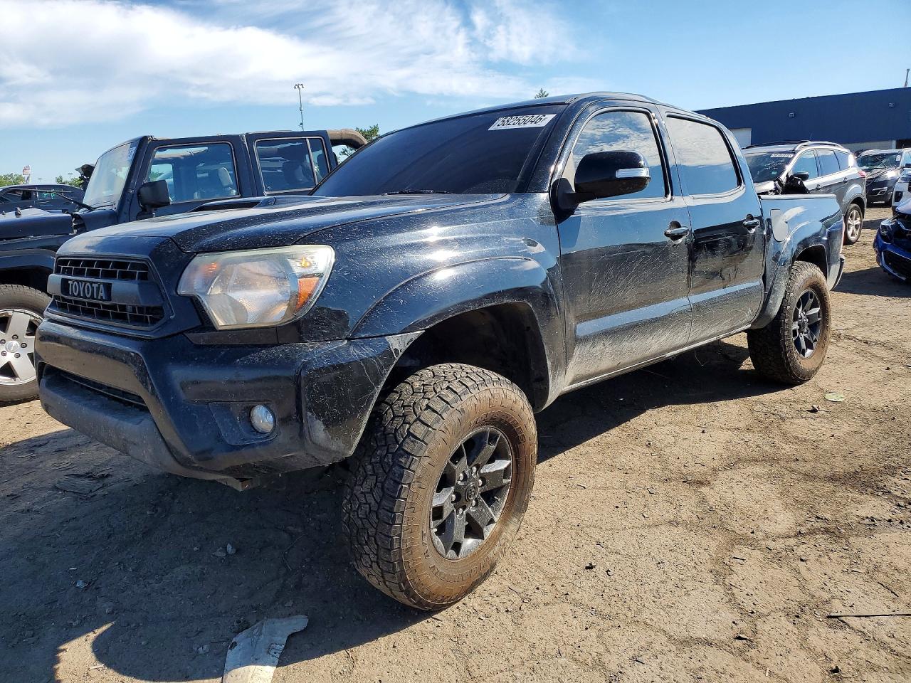 2015 TOYOTA TACOMA Delux Grade