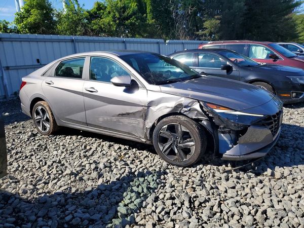 2023 HYUNDAI ELANTRA