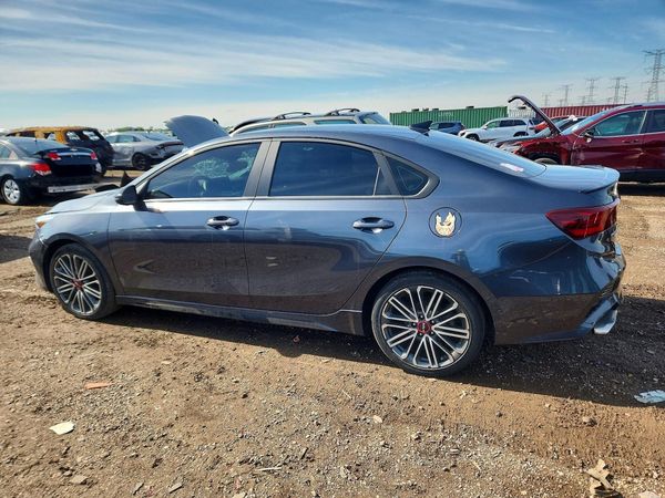 2022 KIA FORTE GT