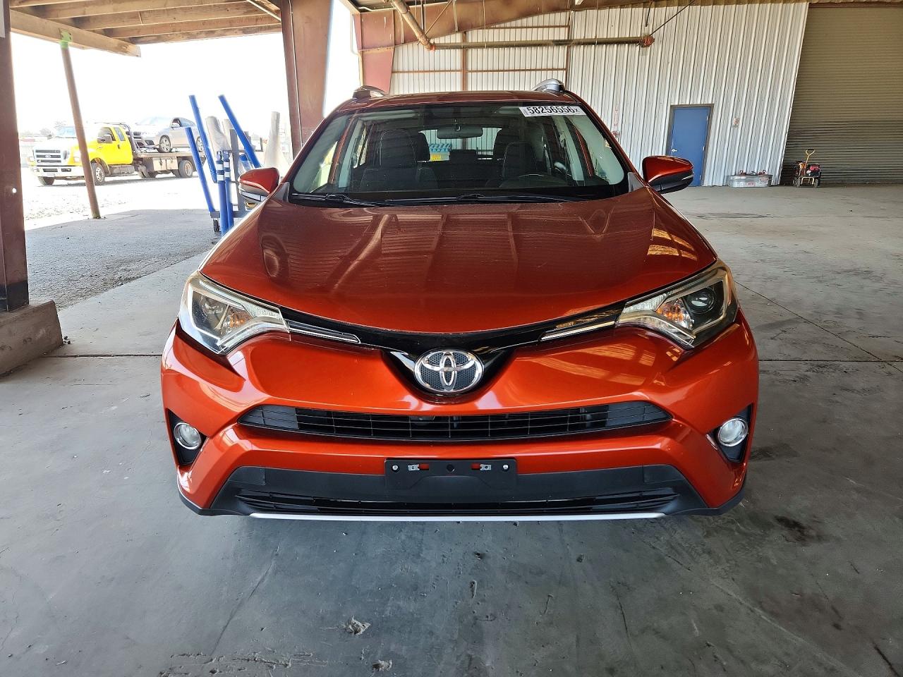 2016 TOYOTA RAV4 XLE (M Grade)