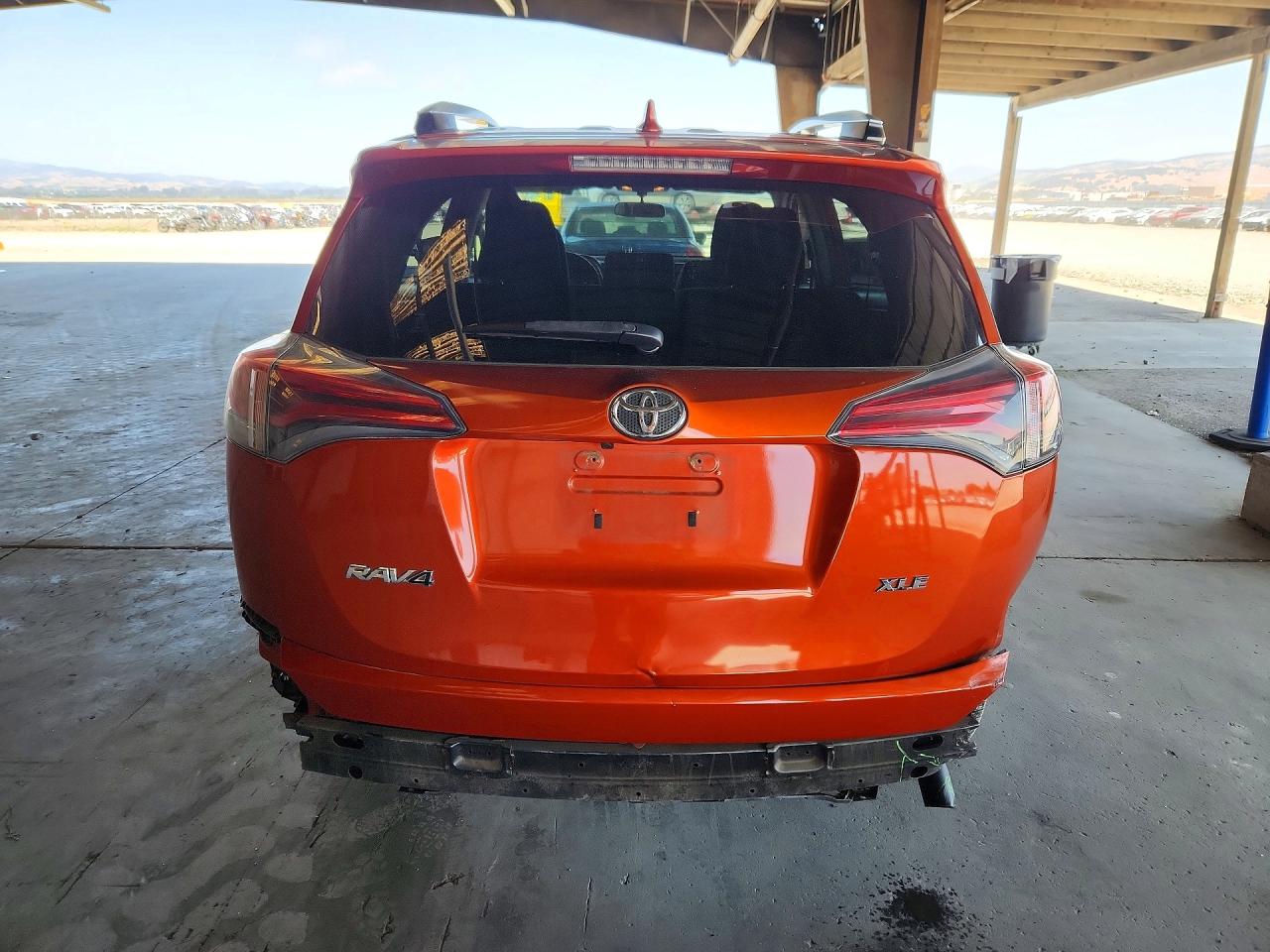 2016 TOYOTA RAV4 XLE (M Grade)