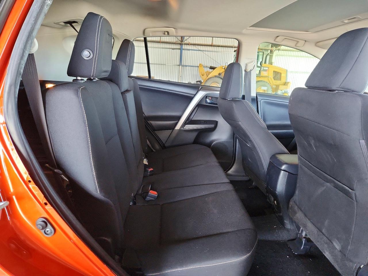 2016 TOYOTA RAV4 XLE (M Grade)
