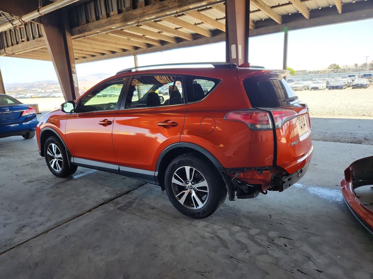 2016 TOYOTA RAV4 XLE (M Grade)