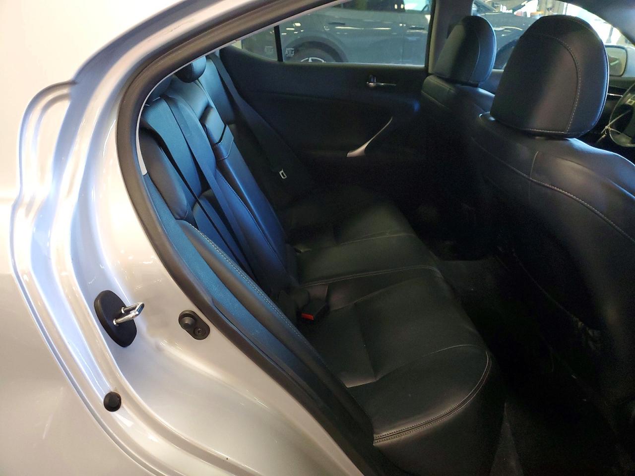 2012 LEXUS IS 250C