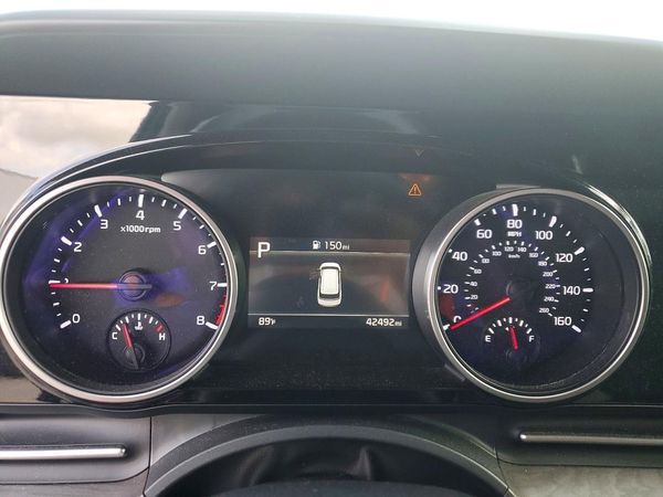 2024 KIA CARNIVAL EX
