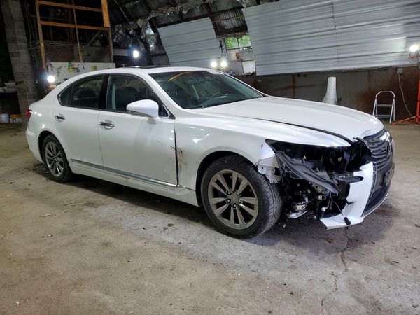 2014 LEXUS LS 460