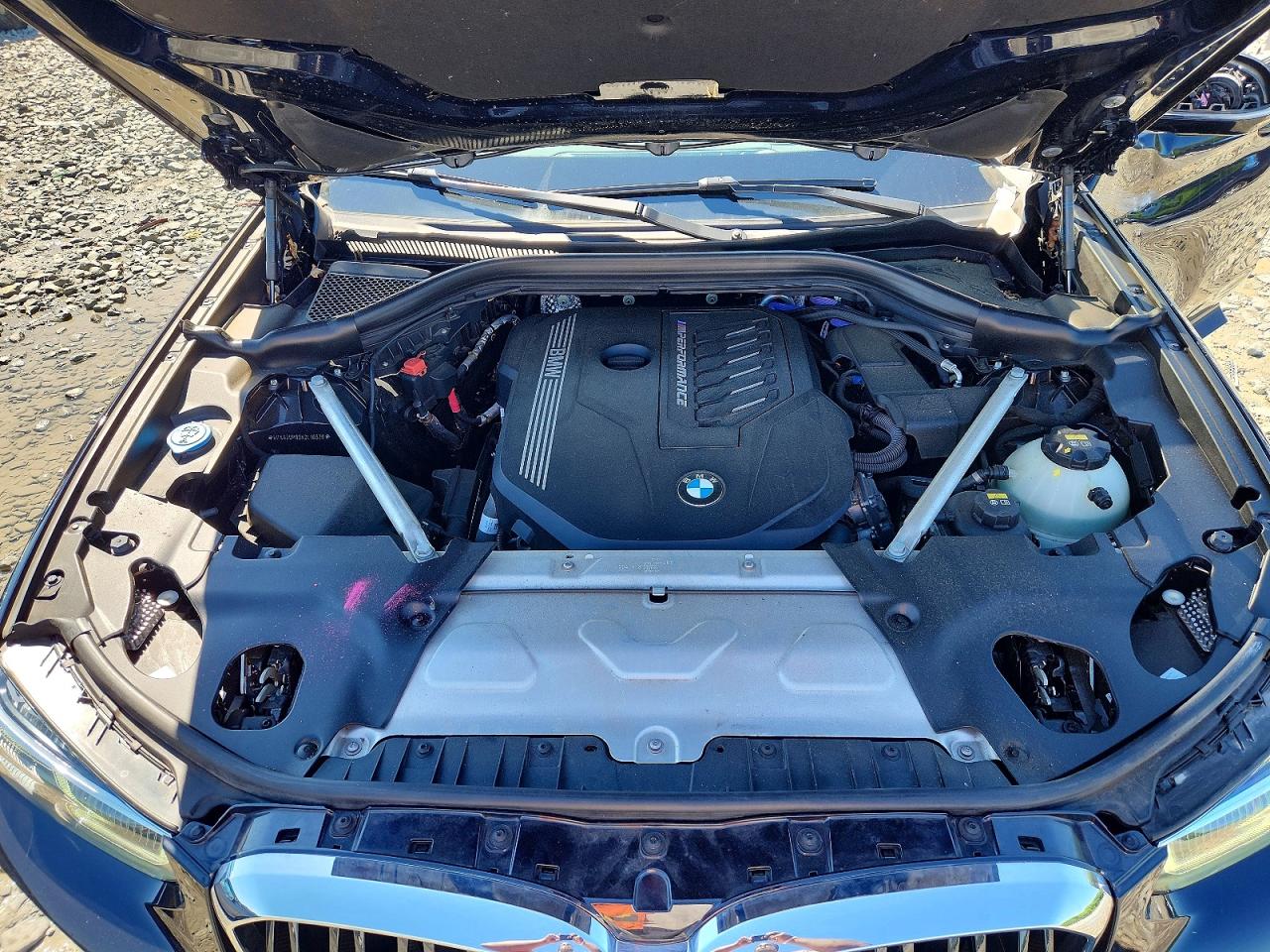 2022 BMW X3 M40i