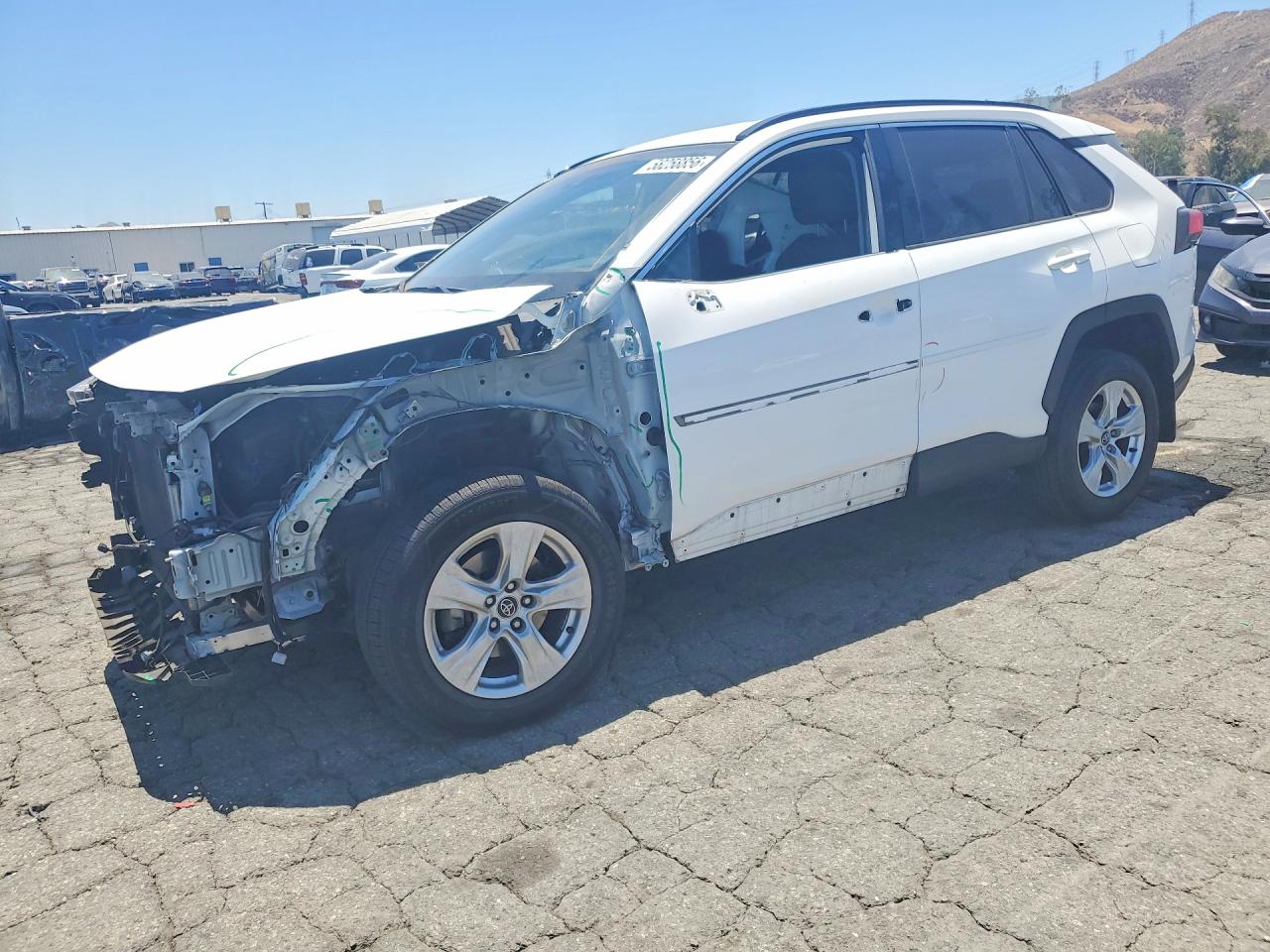 2021 TOYOTA RAV4 XLE