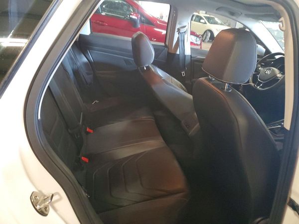 2021 VOLKSWAGEN JETTA SEL Premium