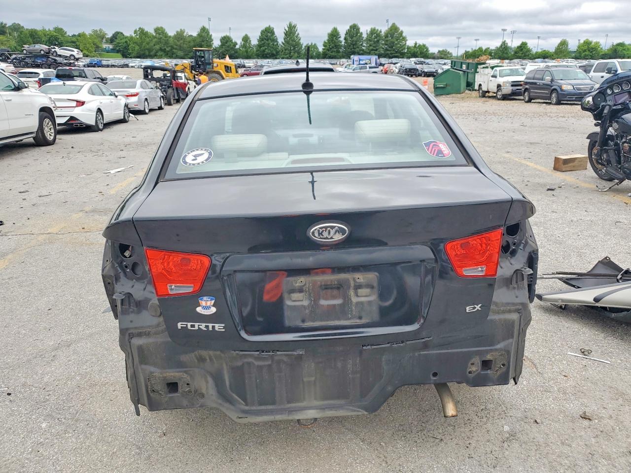 2013 KIA FORTE EX