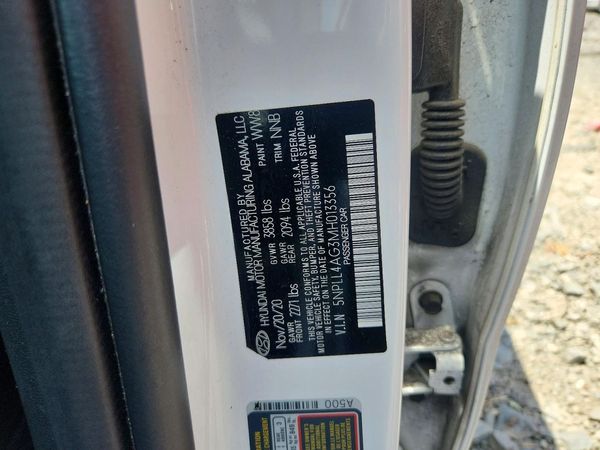 2021 HYUNDAI ELANTRA SE