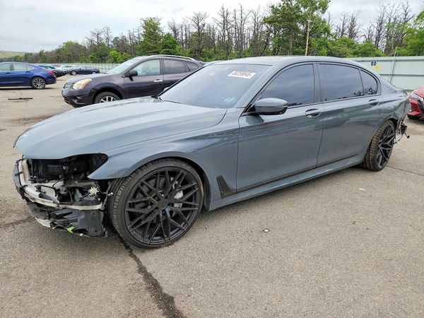 2018 BMW 750 xDrive