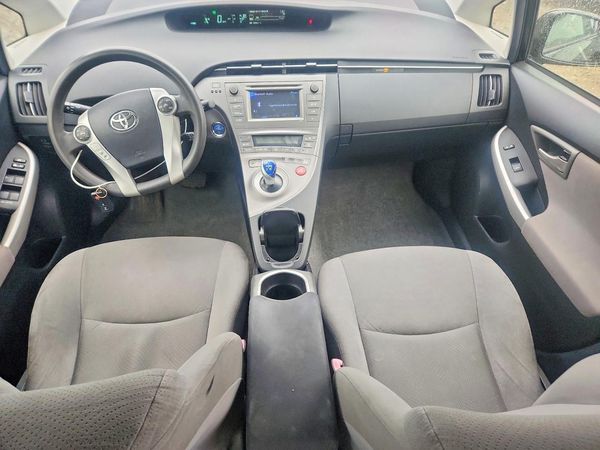 2013 TOYOTA PRIUS