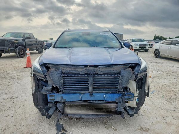 2019 CADILLAC XT4 Premium Luxury
