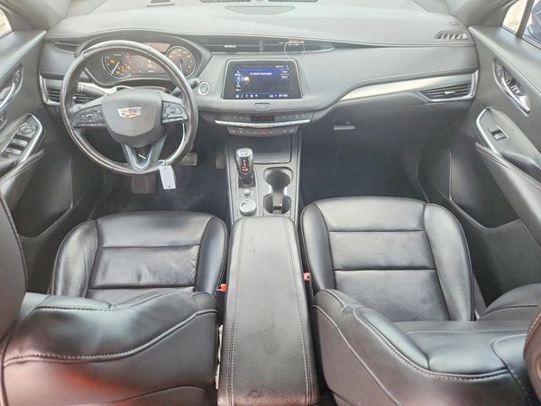 2019 CADILLAC XT4 Premium Luxury