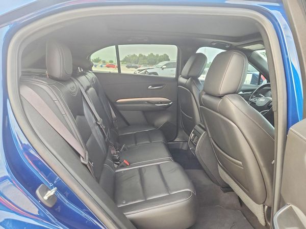2019 CADILLAC XT4 Premium Luxury