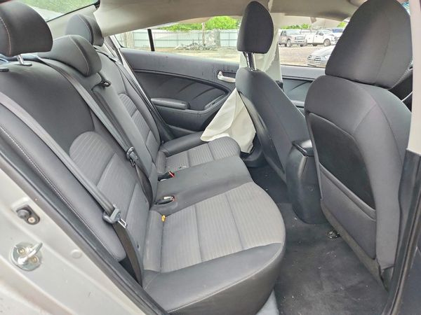 2017 KIA FORTE LX Popular, S