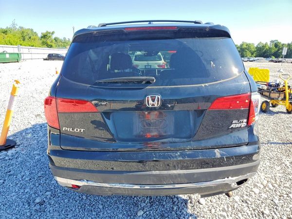 2016 HONDA PILOT Elite — DIRR