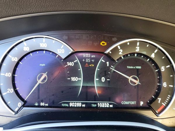 2019 BMW 530