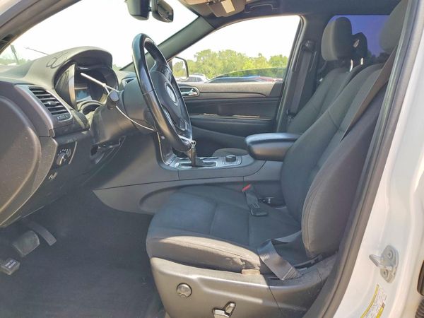 2019 JEEP GRAND CHEROKEE LAREDO 4X4