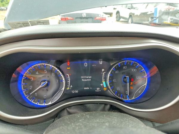 2021 CHRYSLER PACIFICA