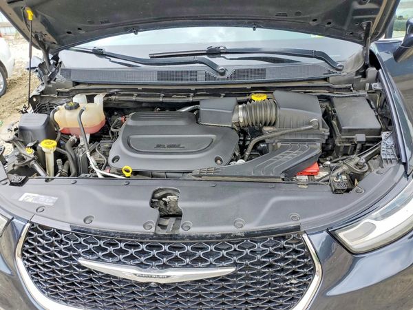 2021 CHRYSLER PACIFICA