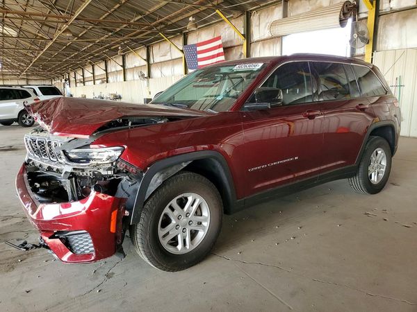 2023 JEEP GRAND CHEROKEE LAREDO 4X2