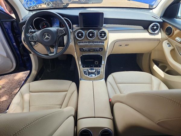 2018 MERCEDES-BENZ GLC GLC300