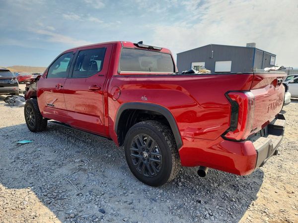2026 TOYOTA TUNDRA