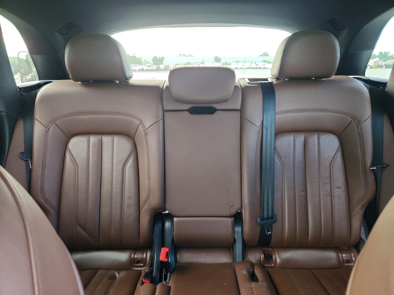 2018 AUDI Q5 quattro Premium Plus