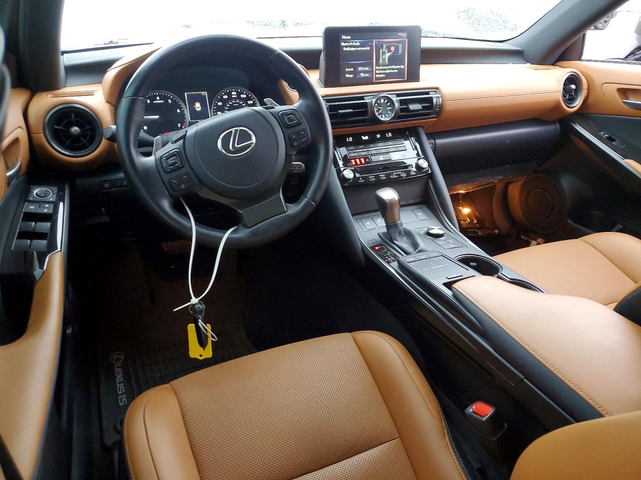 2025 LEXUS IS 300 300 F Sport Design
