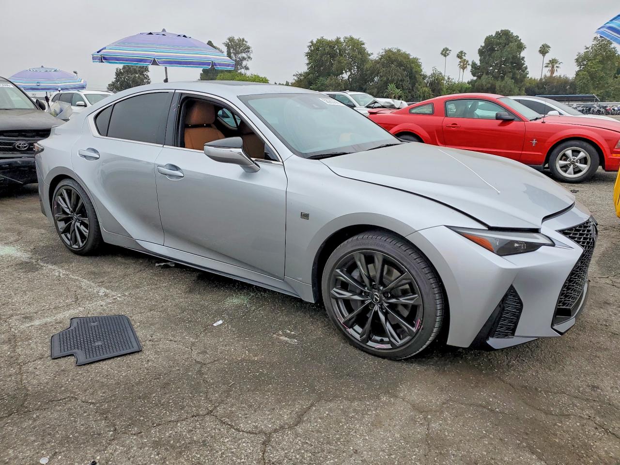 2025 LEXUS IS 300 300 F Sport Design