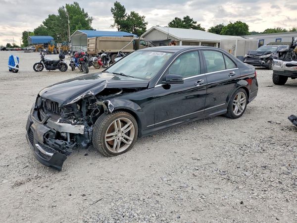 2013 MERCEDES-BENZ C C300