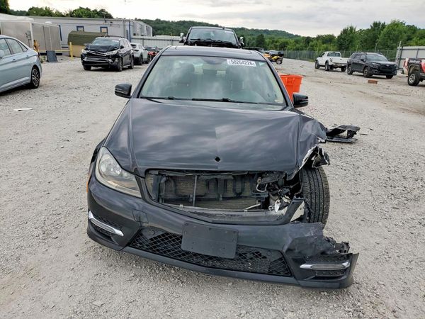 2013 MERCEDES-BENZ C C300