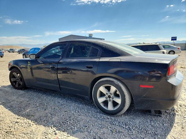 2013 DODGE CHARGER SE