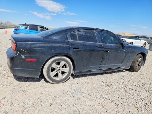 2013 DODGE CHARGER SE