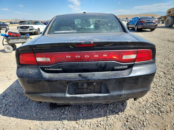 2013 DODGE CHARGER SE